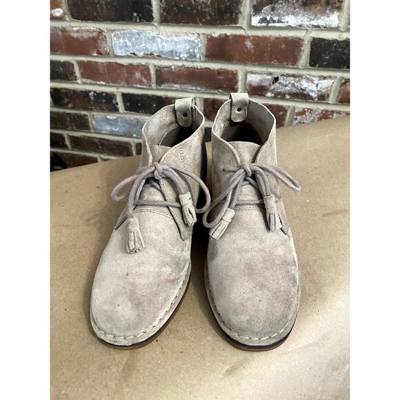 Hush Puppies Suede Bootie Women’s Cyra Catelyn Chukka Taupe Size 6.5 - Picture 1 of 8